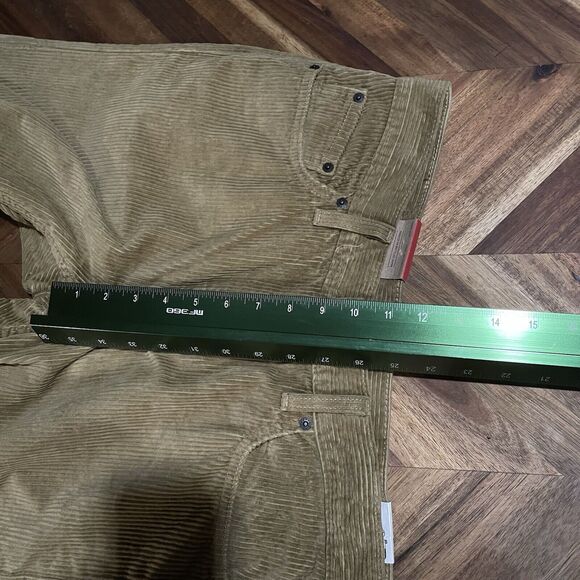 Levis Corduroy Pants 5 Pocket Straight Leg Original Fit Womens 29x30 New - Picture 9 of 11